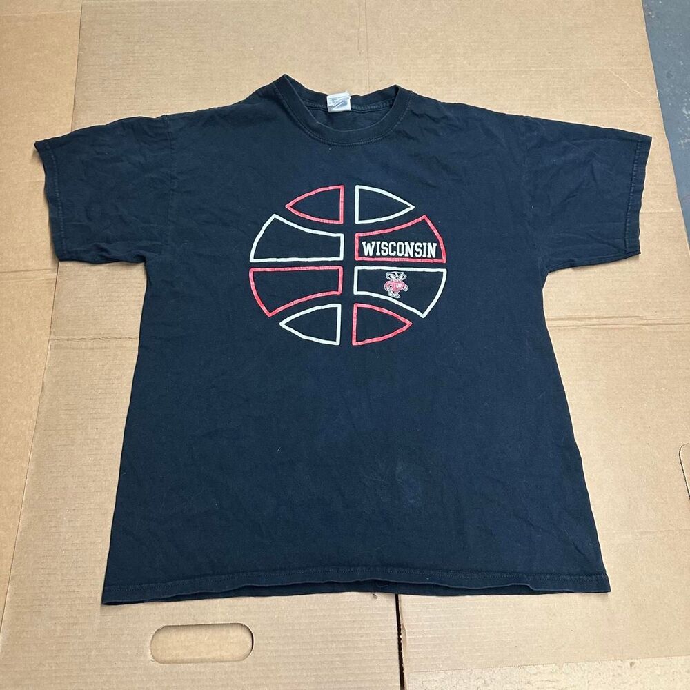 Vintage Wisconsin Badgers Basketball T-Shirt Bucky Badger Black L